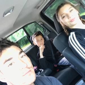 Meet your Posher, Tony